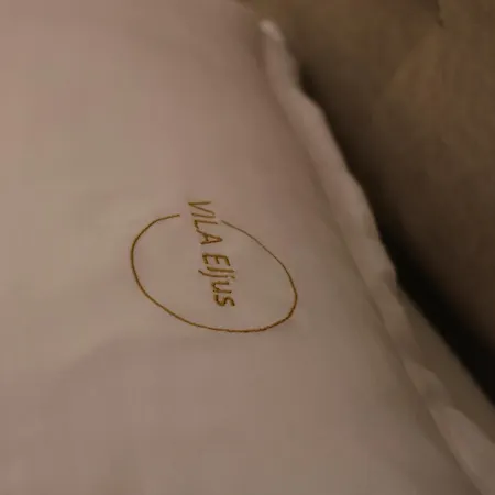 招待所 Eljus Durrës