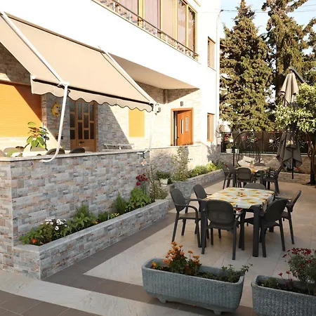 Πανσιόν Eljus