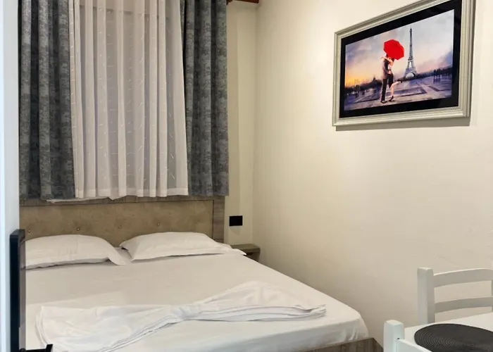 Eljus Gæstehus Durrës